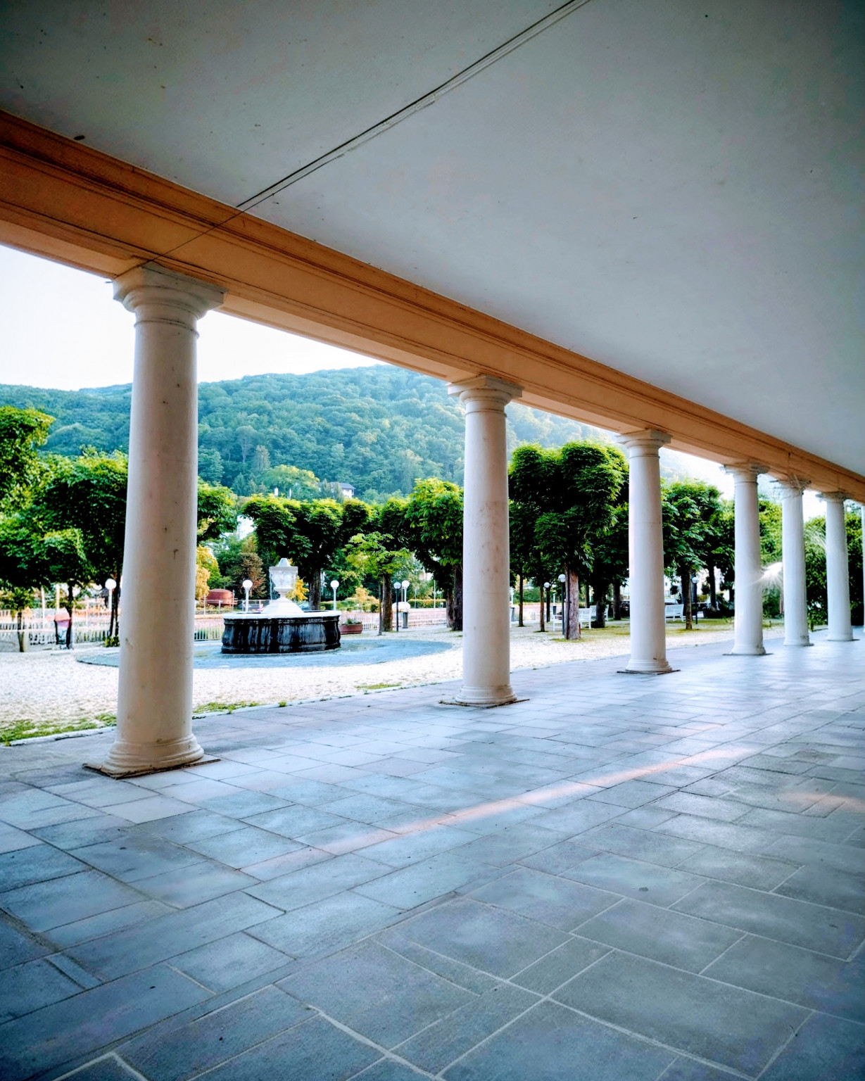 Die Bad Biennale, Die Bad Biennale