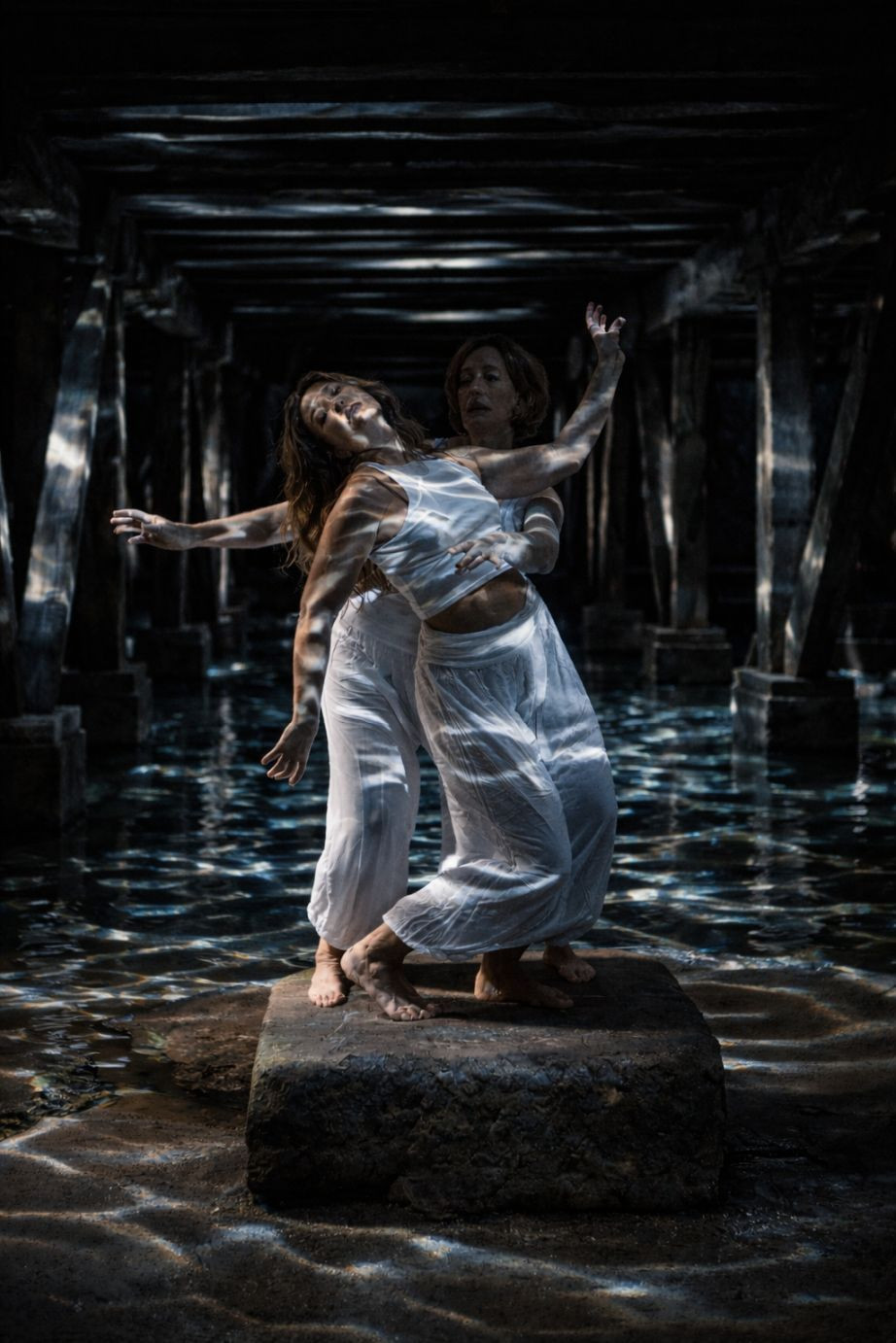 Moving Stones, Moving Stones